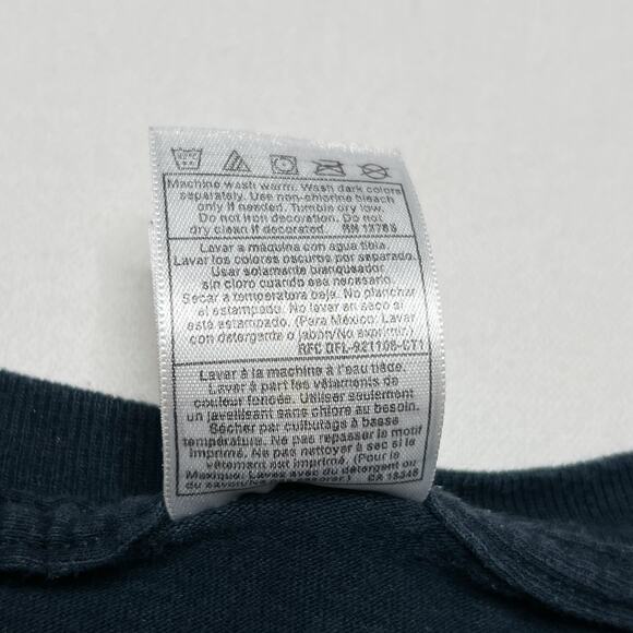 Fruit of the Loom Vintage Y2K Shot in the Dark Skull T-Shirt Black Short Sleeve - Picture 6 of 8